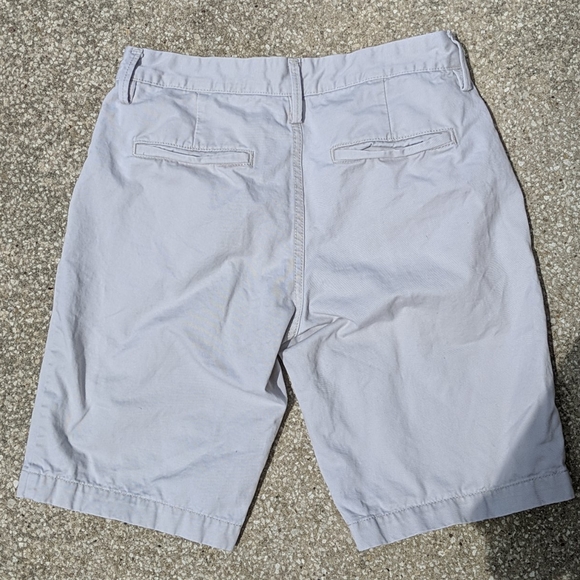 GAP Khakis White Shorts Size 29 - Picture 3 of 3